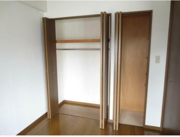中野区弥生町１丁目の賃貸マンションの収納