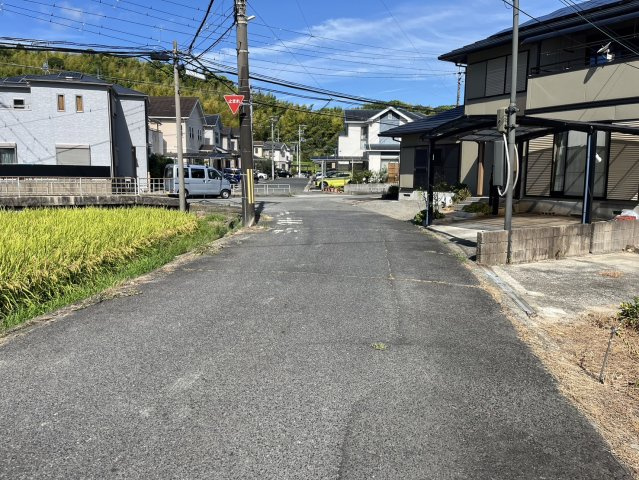 泉南市信達金熊寺戸建の前面道路含む現地写真