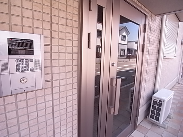 サニープレイス塩屋台のエントランス|オートロック