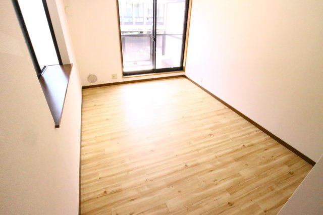 エステートピア板宿の居間・リビング