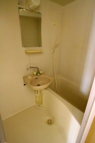 エステートピア板宿の浴室