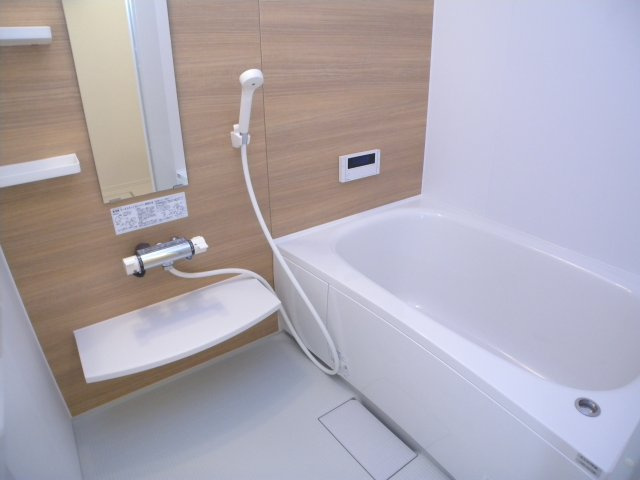 ルミエール千守の浴室