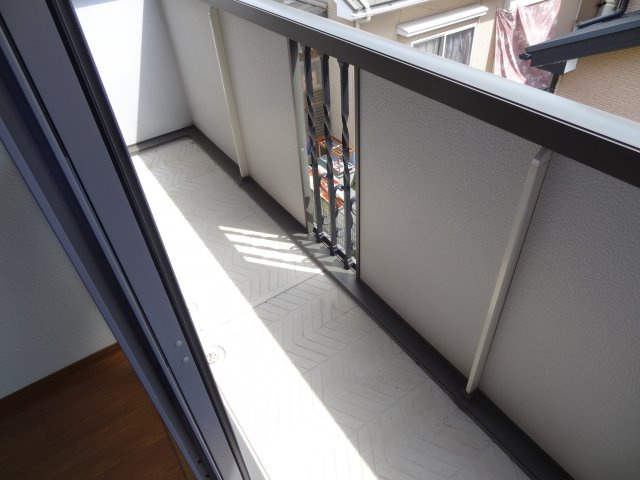 ボナール白水　1棟のバルコニー