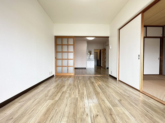 シティーハイツの洋室