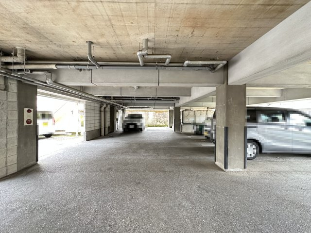 シティーハイツの駐車場