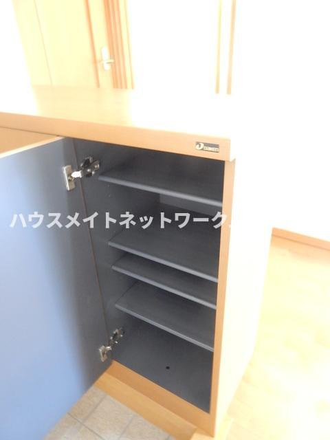 カントリーハイツＢの設備|シューズボックス
