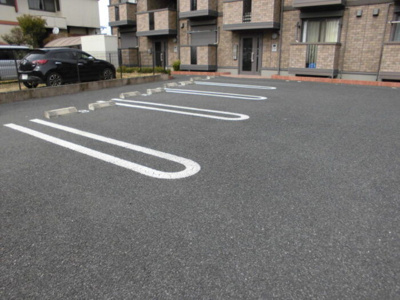 【駐車場】 | メゾン･ヴェール