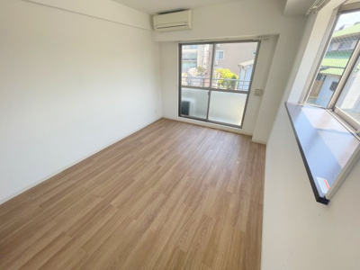 【洋室】 | ルーツウエストガーデン