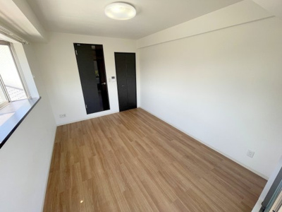 【寝室】 | ルーツウエストガーデン