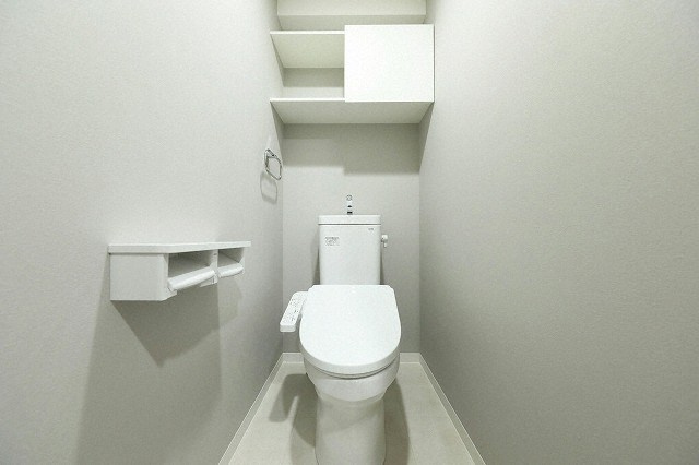 【トイレ】 | ホルツ博多駅前