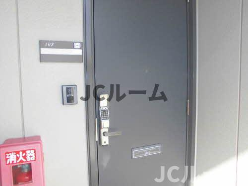 フォーレス ミリレナのエントランス