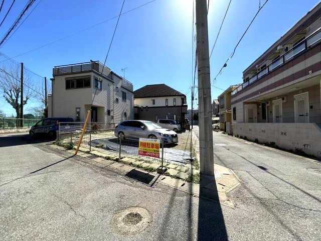 角地に位置する駐車場★