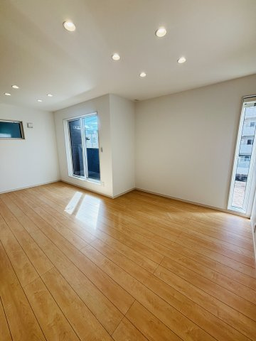 広島市西区庚午中1丁目　新築一戸建て(全9棟)の居間・リビング