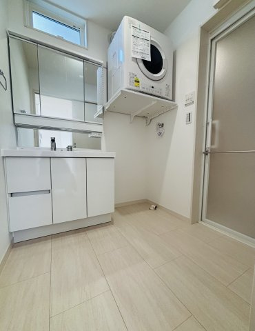 広島市西区庚午中1丁目　新築一戸建て(全9棟)の独立洗面台