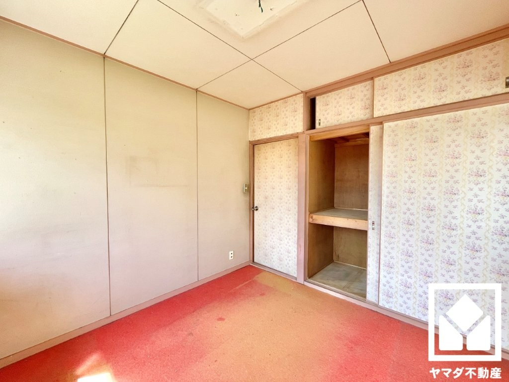 伏見区深草南明町の洋室