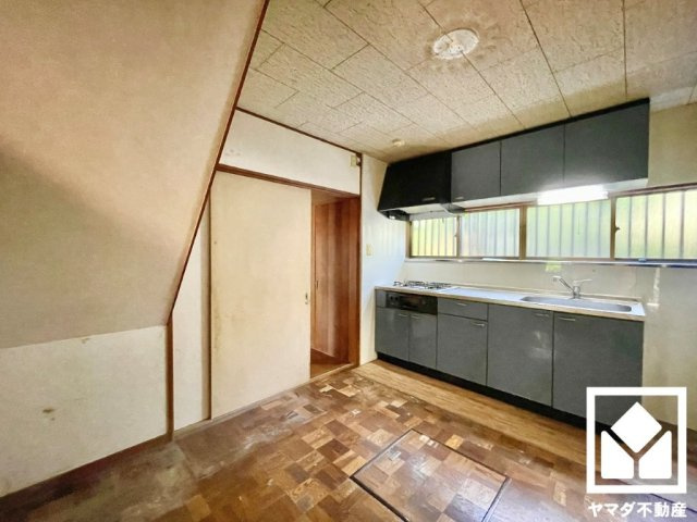 伏見区深草南明町のキッチン