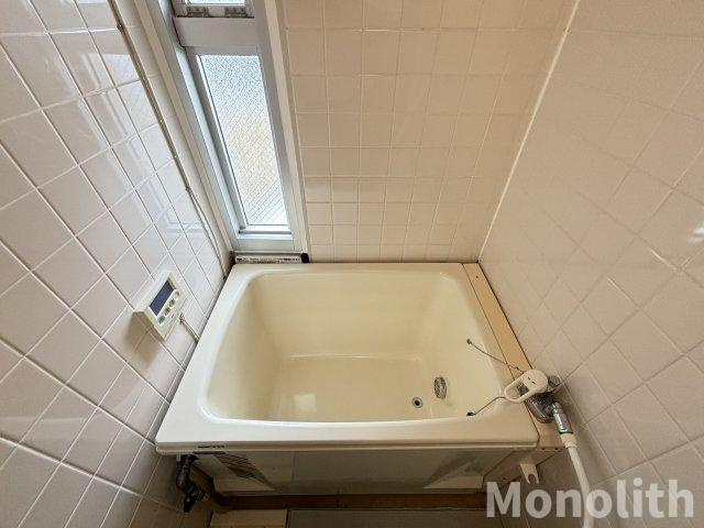 泉北茶山台２丁3番22号棟の浴室