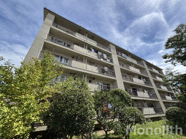 泉北茶山台２丁3番22号棟