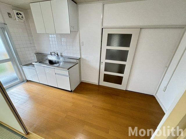 泉北茶山台２丁3番22号棟の居間・リビング