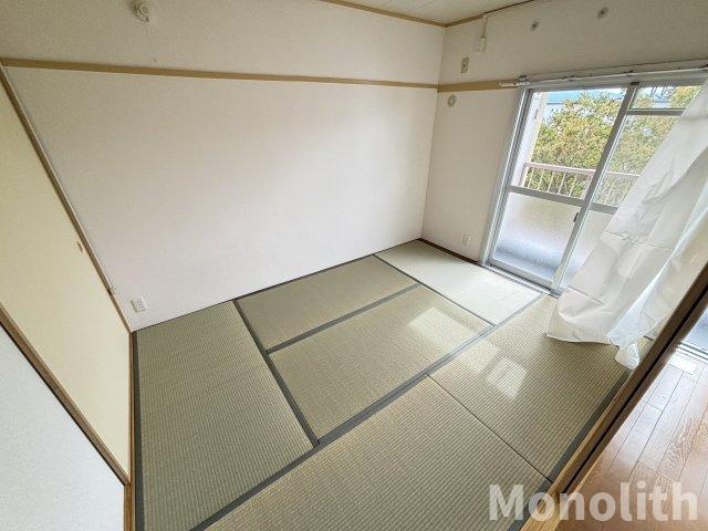 泉北茶山台２丁3番22号棟の和室