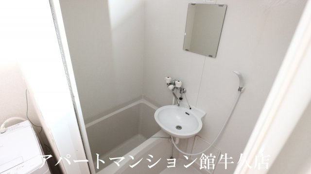 レオパレスティエラⅢの浴室|画像5