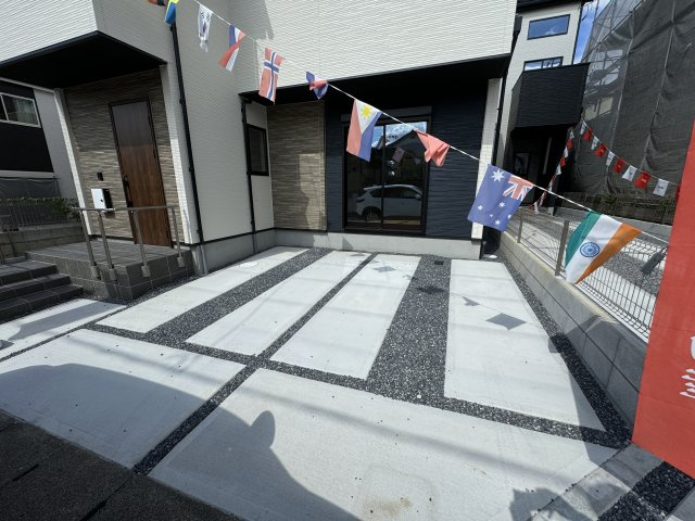 柏市東中新宿３丁目新築戸建（東中新宿７期）の駐車場|2号棟駐車スペース・並列２台駐車可