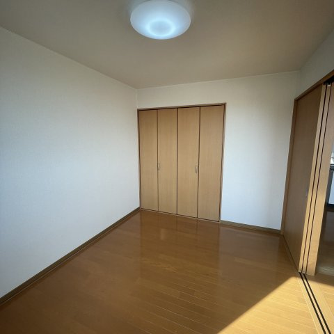 若山ハイツ大谷の内装