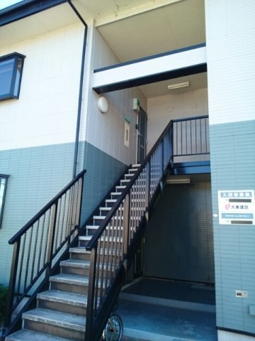 リバーサイド山崎のエントランス