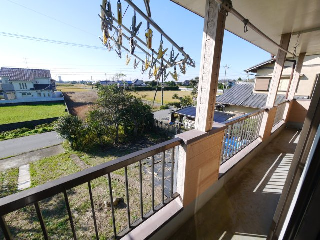 大網白里市北今泉　中古戸建のバルコニー|白里海岸まで車約8分 敷地約82坪菜園スペースあり 目の前が田園風景で静かな環境です