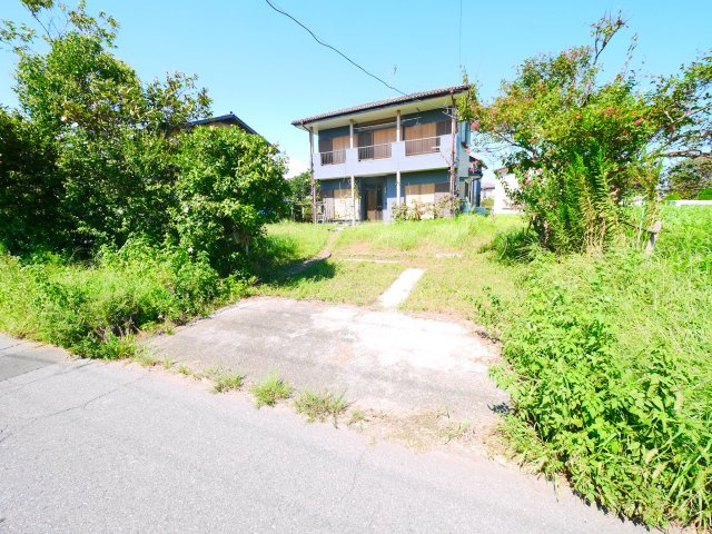 大網白里市北今泉　中古戸建の駐車場|白里海岸まで車約8分 敷地約82坪菜園スペースあり 目の前が田園風景で静かな環境です