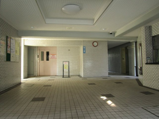 【エントランス】