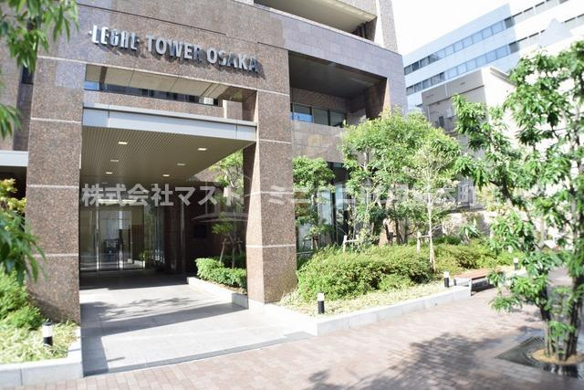 リーガルタワー大阪のエントランス