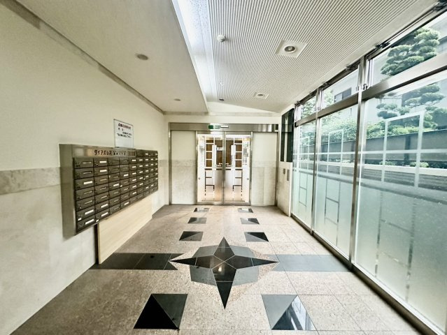 ダイアパレスステーションプラザ長町一丁目のエントランス