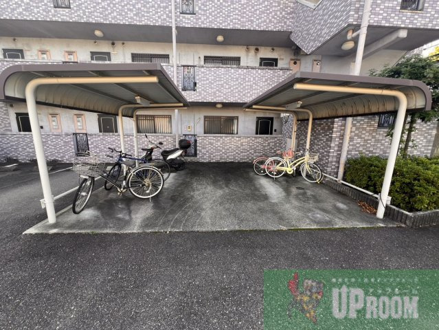 パークサイドK1の駐車場
