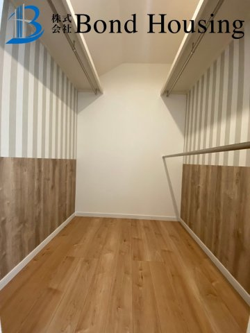 LDK22帖超え　美山台2丁目　1号棟の洋室