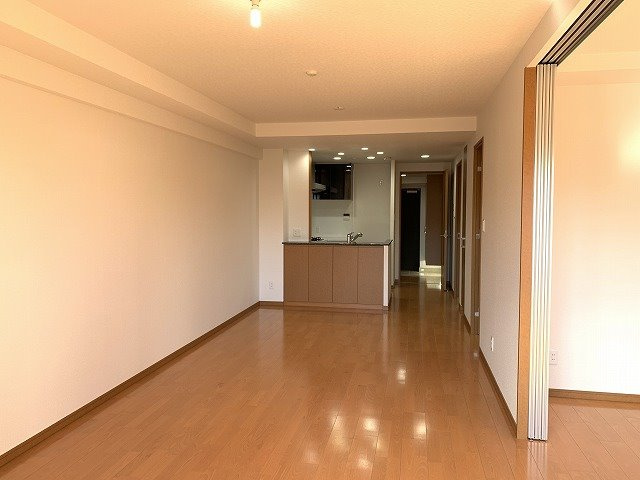 【居間・リビング】リーガル京都聖護院