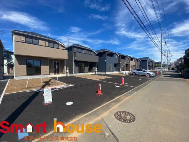 武蔵村山市残堀　新築７棟の前面道路含む現地写真