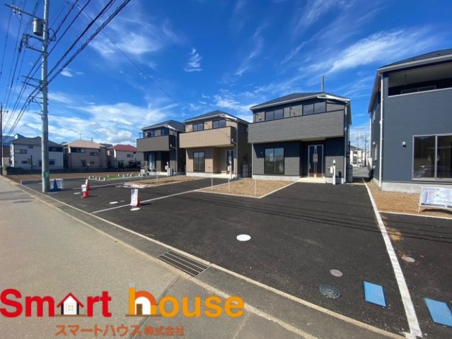 武蔵村山市残堀　新築７棟の前面道路含む現地写真