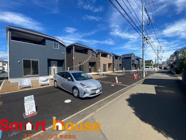 武蔵村山市残堀　新築７棟の前面道路含む現地写真