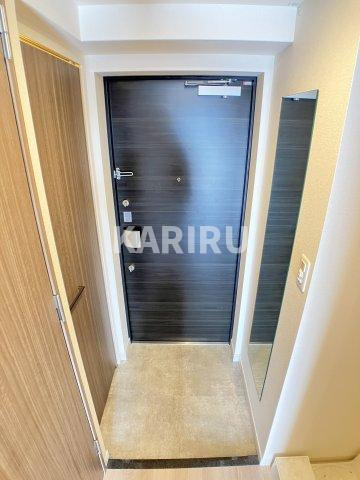 プレサンス大阪都島エレナードの玄関