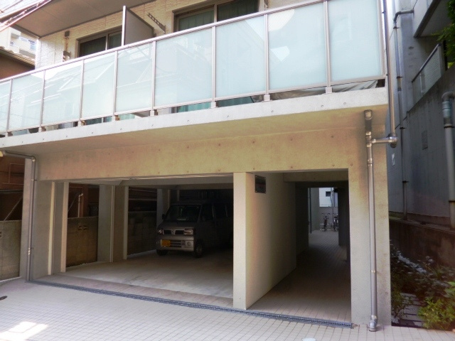 Brillo白山のエントランス