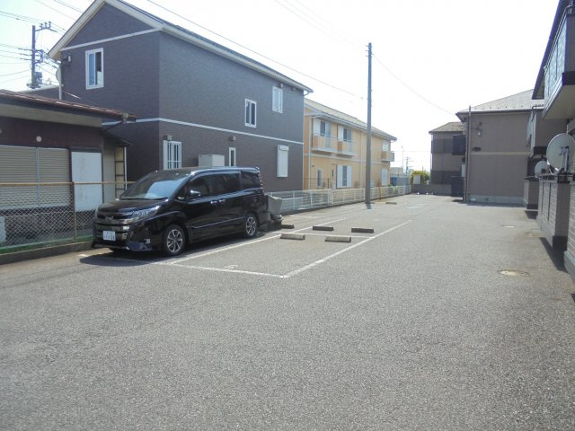 コンフォートＢの駐車場