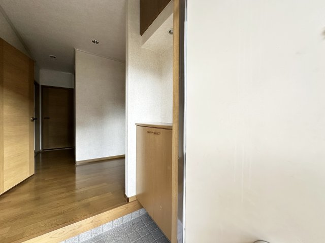 セゾン・メルヴィーユ秋の玄関