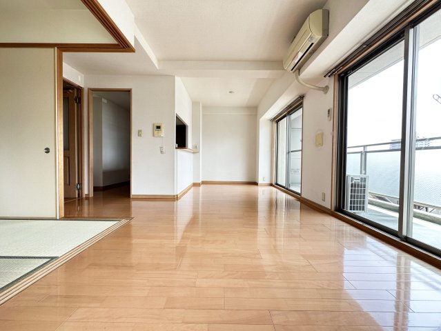 リヴィエール大高の居間・リビング