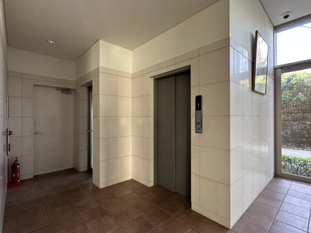 リヴィエール大高のロビー