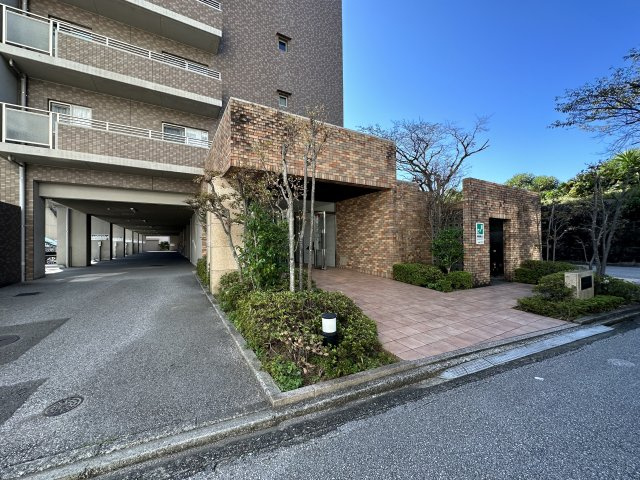 リヴィエール大高のエントランス