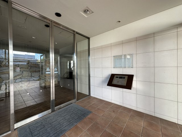 リヴィエール大高のエントランス