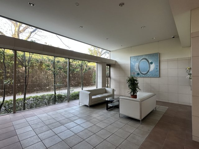 リヴィエール大高のロビー