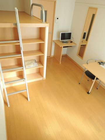 レオパレスカサブランカ柏の寝室