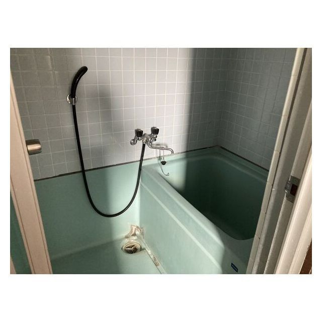 菱野ビルの浴室